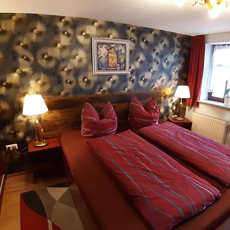 Zum Kleinen Riesen Apartment Erfurt Ngoại thất bức ảnh